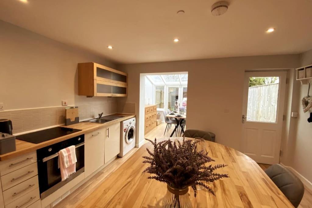 3Bed House With Parking Short Walk To Bath Centre Villa Esterno foto